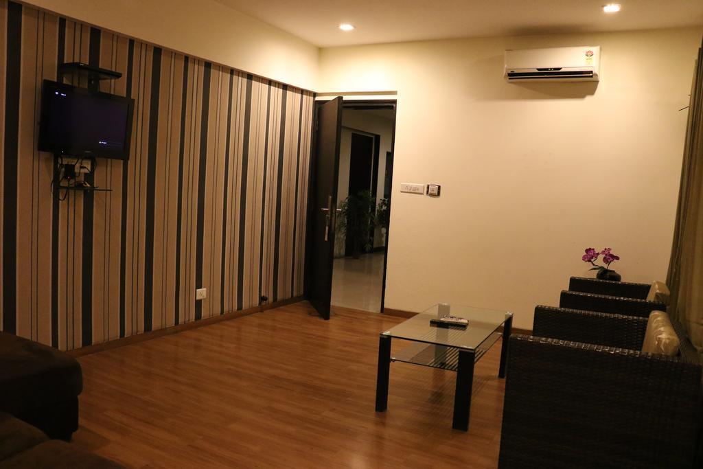 巴亚伟艾维达酒店 纳威孟买 外观 照片